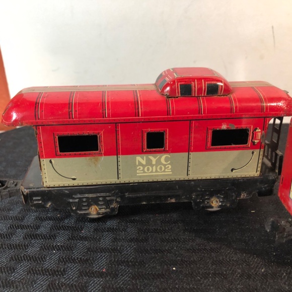 Set of 2 Marx Tin litho O gauge Pre war Train cars passenger and caboose - Picture 9 of 9